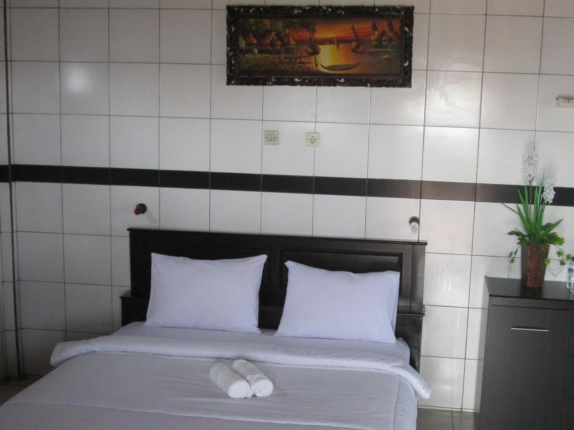 Vaccinated Staff - Oyo 3523 Gong Corner Homestay كوتا المظهر الخارجي الصورة