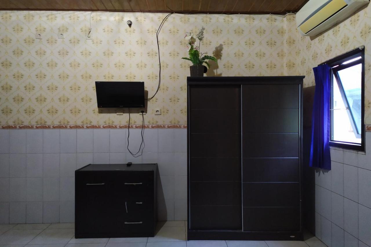 Vaccinated Staff - Oyo 3523 Gong Corner Homestay كوتا المظهر الخارجي الصورة